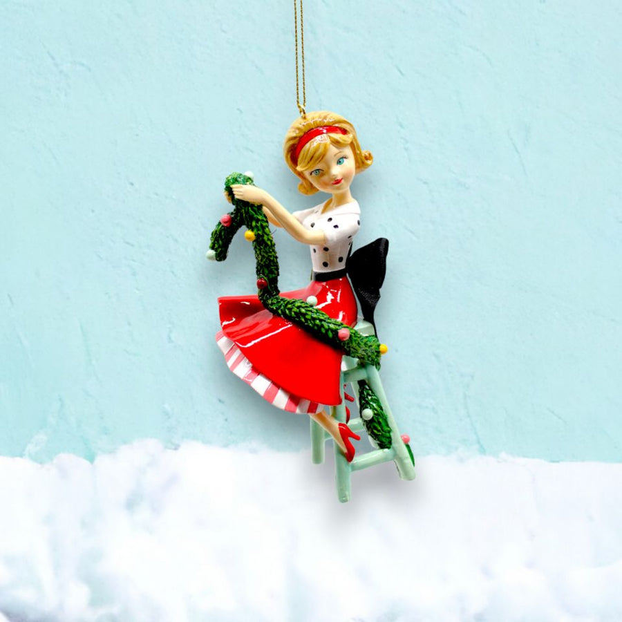 Retro Girl w/Garland Ornament